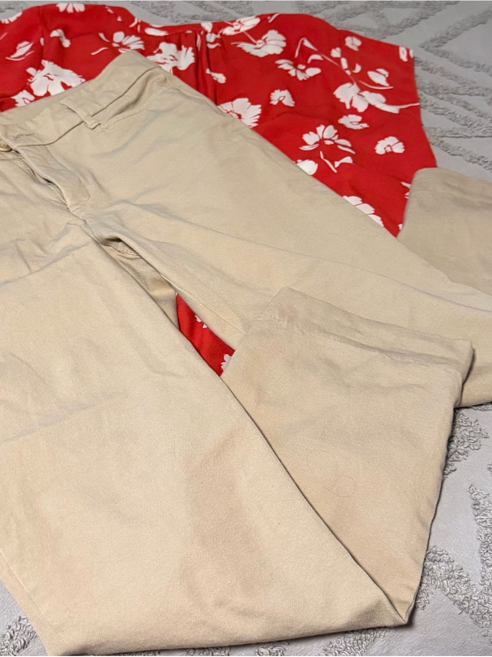 41 Hawthorn Red & White Floral Women's Blouse